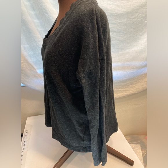 James Perse Charcoal V-Neck Sweatshirt Size XL V Neck Deep V Neck Long Sleeve - Picture 5 of 10